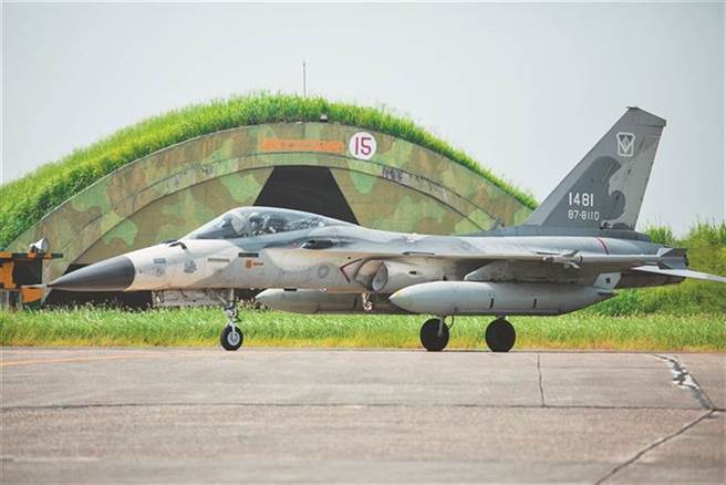 驻防在澎湖的IDF战机天驹部队也在凌晨紧急升空拦截。(中时资料库)