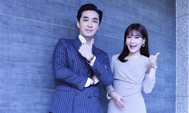 中天主播王又正、张若妤前进铭传大学分享经验谈。（图/中天电视提供）