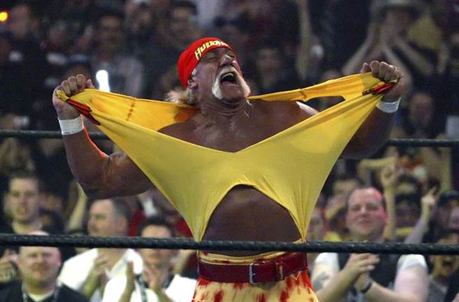 2005年的霍肯，虽然已经远离巅峰状态，他的体格依然雄壮威猛。（美联社资料照）