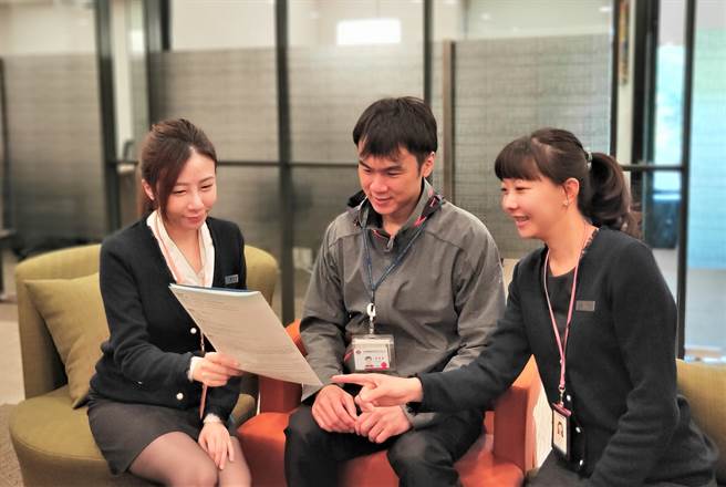 北富银在新竹全新设立「光明假日分行」，营业时间从周一到周六，是目前新竹唯一在假日营业的银行。(北富银提供)