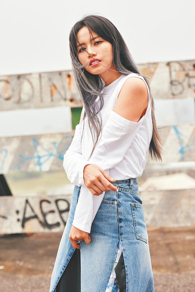 吴汶芳近来发行单曲〈我没错〉。（声势文创娱乐提供）