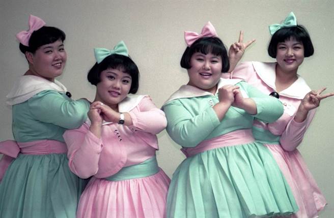 小象队在综艺节目《金曲龙虎榜》担任伴舞走红。（图／中时资料照）