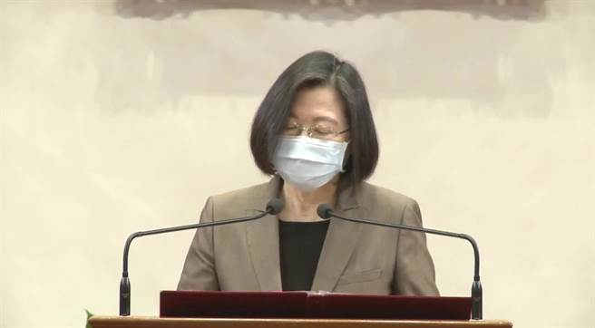 蔡英文总统今天接见「2020第十六届国际杰出发明家奖得奖人」(总统府提供)