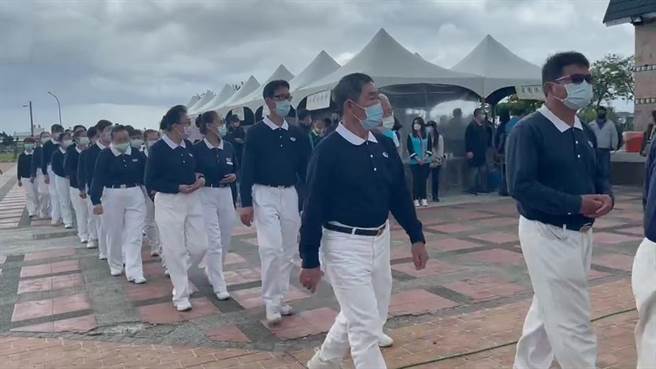 工程车滑落台铁铁轨酿50死意外，其中台铁台东站员工25岁的女儿卓思洁，遗体顏面受损严重，经修復团队多日努力下，终于修復完成回到台东。（蔡旻妤摄）