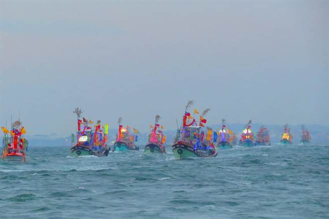 海上巡香资料照片。 （高雄市政府提供／林宏聪高雄传真）