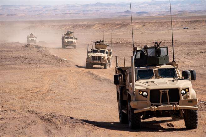 GAO指出，美軍在反恐戰爭期間消耗甚重，已影響整體戰備狀態。圖為美陸戰隊於沙烏地阿拉伯演習。（圖／美國陸戰隊）