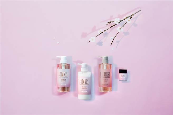 本次新品渐层粉色包装与粉金色LOGO相互辉映。（图／品牌提供）