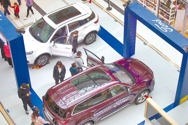 從去年第4季開始爆發的汽車晶片短缺問題一直持續至今，且情況仍未見好轉。（中新社）