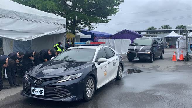 老家在花莲玉里的黄巧玲遗体，歷经5天修復，总算在今早顺利返家。（黄婉婷摄）