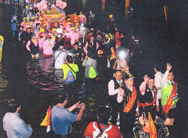 全国唯一进香潦溪今年特授证，南瑶彰化妈8天7夜百年古香路万人报名。（彰化市公所提供／吴敏菁彰化传真）