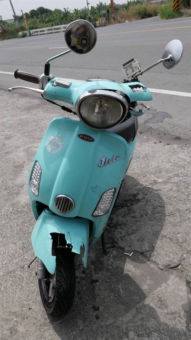 屏东县万丹乡大昌路发生假车祸真掳人案，警方到场询问目击者研判案情不单纯，立即组成专案小组调查，并于案发14小时内宣布侦破。（图／警方提供）