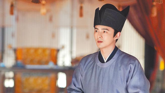 叶祖新在《孤城闭》饰演「张茂则」，他评价角色个性沉稳内敛，克己于内。（中视提供）