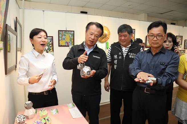 嘉义县中埔乡公所今10日在嘉槟文化馆举办国中小学第5届「艺起童乐」学生艺文联展。（嘉义县政提供∕吕妍庭嘉义传真）