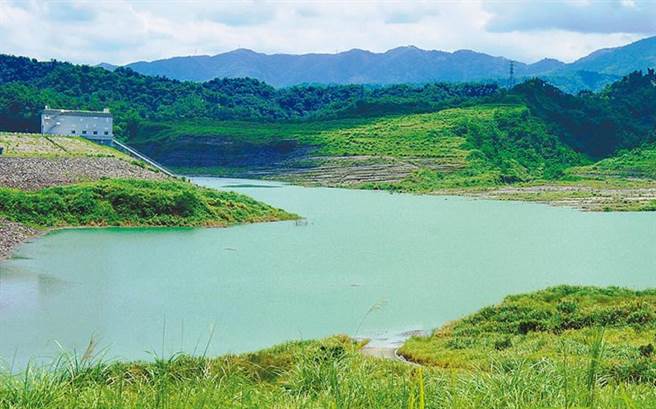 云林县湖山水库挹注水源，有效减缓地层下陷，确保高铁行驶安全。（本报资料照片）