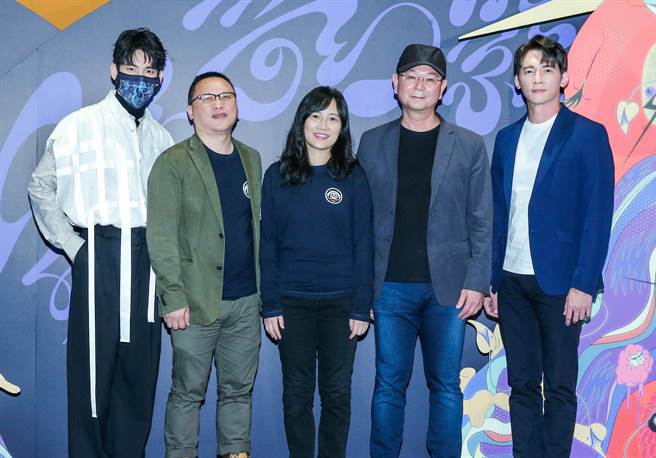 林柏宏、製作人湯昇榮、導演蔡銀娟、製作人李志薔及溫昇豪齊聚。（粘耿豪攝）