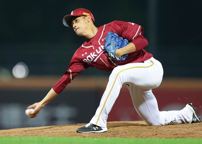 乐天桃猿张喜凯昨投出一军生涯最长的6.1局。（资料照，季志翔摄）