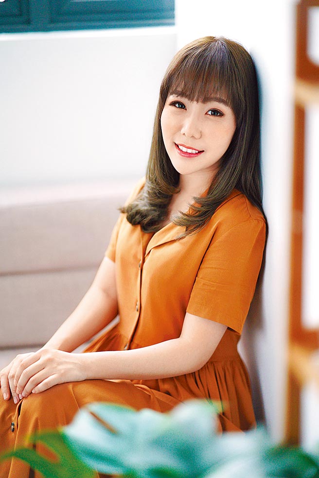 魏妙如重新摸索創作能力，寫下新曲〈練習等待〉。（ 如此音樂提供）