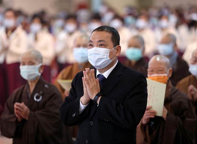 侯友宜出席浴佛節慶典大會。（黃世麒攝）
