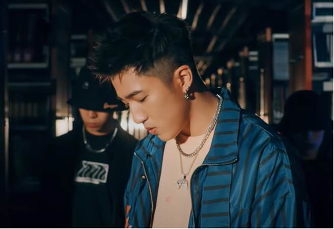 人氣創作才子婁峻碩跨界與面紙龍頭品牌合作打造洗腦神曲。（舒潔提供）