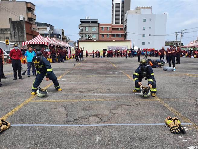 著裝競賽項目。(蔡依珍攝)