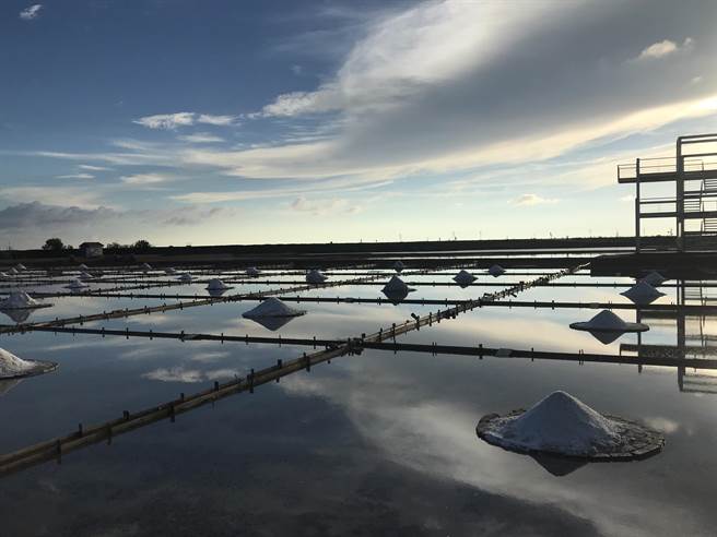 北门区拥有丰饶沙洲、溼地、舄湖等自然美景更保有沿海文化及宗教信仰。（北门区公所提供／张毓翎嘉义传真）