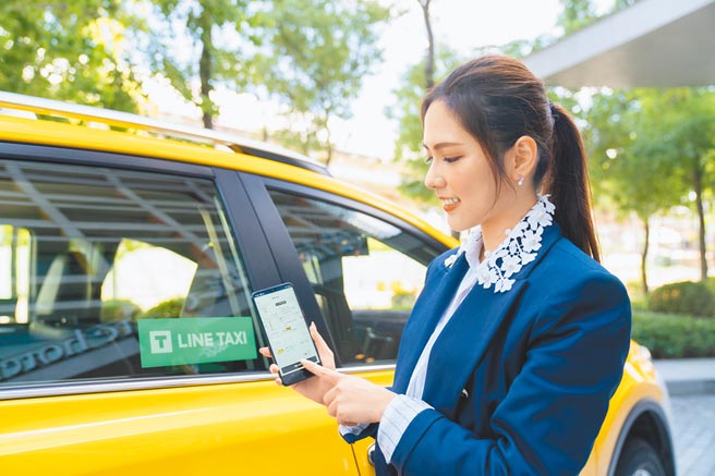 由LINE与台湾新创团队TaxiGo携手打造的LINE TAXI，上线短短1年用户已突破百万，成为新兴的小黄势力。（LINE TAXI提供）