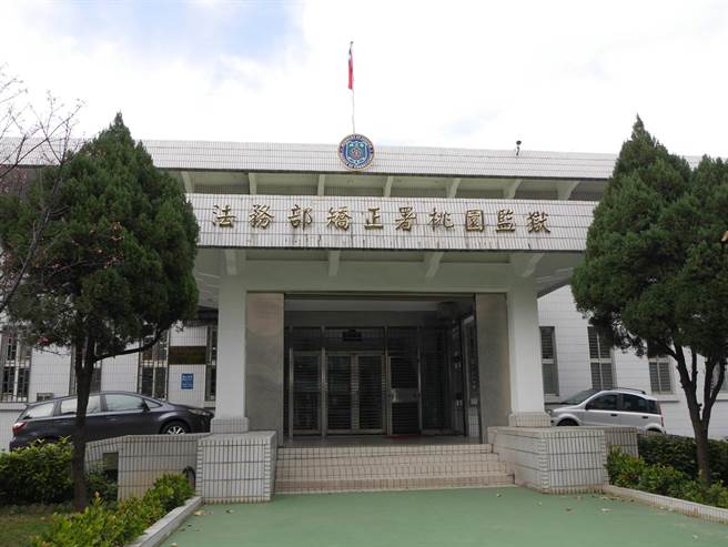 運將逆向闖紅燈釀1死1傷，監獄服刑2月猝逝。(蔡依珍攝)