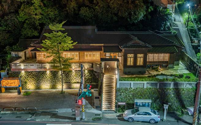 基隆市文化局13日宣布，基隆要塞司令官邸及校官眷舍，即日起周末开放民眾进入参观。（基隆市政府提供／陈彩玲基隆传真）