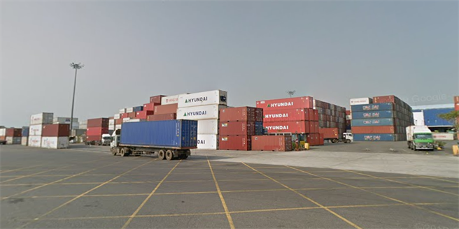 高雄港碼頭傳槍響 職員倒臥辦公室身亡 身旁遺留改造手槍(翻攝 Google Maps)