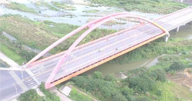 头份北横公路头份大桥将进行安全改善，将自5月1日起禁止重车通行。（苗栗县政府提供／谢明俊苗栗传真）