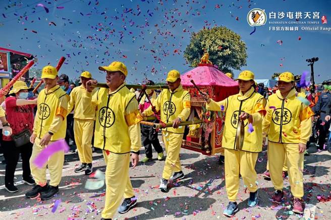 大甲妈、白沙屯妈今晚可望在西螺展开「双妈会」，若双方会面，将会是百年多来第四次遶境中相遇。(图／白沙屯拱天宫脸书)