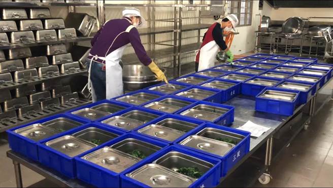 台南市將向中央申請新建3校、擴建6校，合計9校中央廚房。（曹婷婷攝）