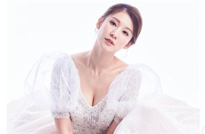 赵孟姿和许孟哲结婚后，生下宝贝女儿Doreen。（图／chaochao1011 IG）