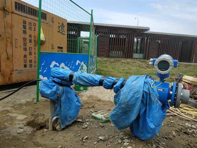 中央公園內預計開鑿12口民生用水井，目前完成第一口觀測井，出水量預估每日約1800噸出水量。（台中市政府提供／張妍溱台中傳真）