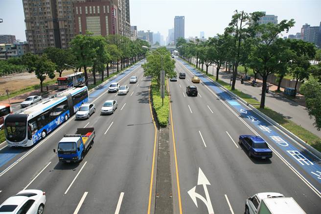 台中捷运蓝线从台糖生态园区到台中港，长度约24.8公里，全线共计设置20座车站。(台中市政府提供)