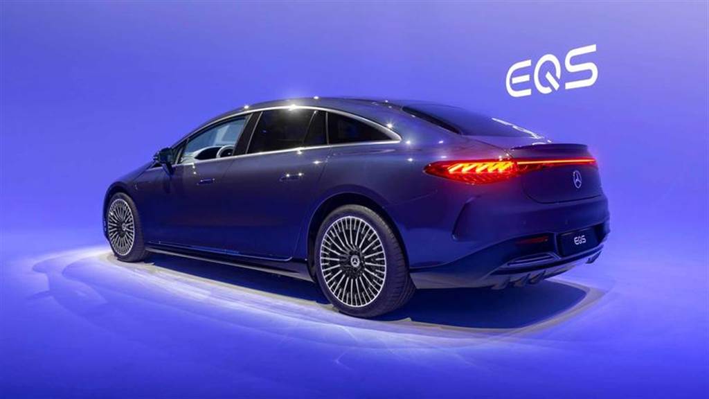 賓士最強電動車 EQS 正式發表：770 公里續航有 OTA，未來還能追加 L3 自動駕駛