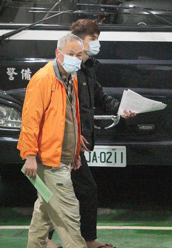 中研院前人事室科長張惠玲涉嫌收賄，由丈夫沈新慰（圖）出面拿錢，沈因而同被收押禁見。（張鎧乙攝）