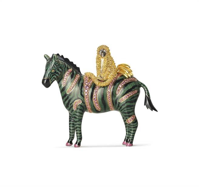 CHAUMET Espiegleries系列「马上封侯」胸针，镶嵌缟玛瑙、圆形粉红钻和黄宝石，864万8000元。（CHAUMET提供）