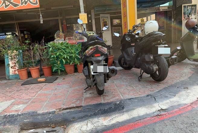 高雄市三民区出现一位郭姓检举人，他在今年1到3月向警方检举了8300多件汽机车违停的案件，由于数量过于庞大，除了引发当地里长及民眾反弹。（翻摄画面／洪浩轩高雄传真）