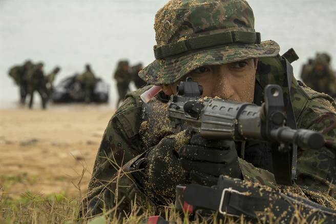 日本陆自可能于今秋「倾巢而出」，举行史上最大规模的岛屿防御演习。（图／DVIDS）