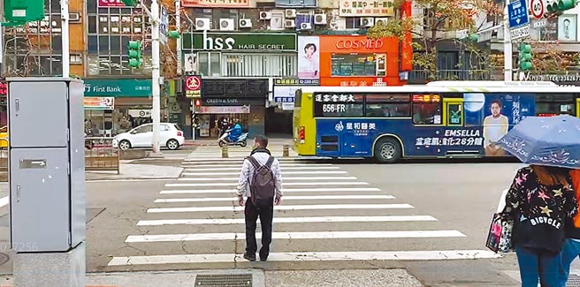 台北市利用AI辨识抓行人闯红灯，试办成效不错，违规数减少5成。（台北市政府交通局提供／黄婉婷台北传真）