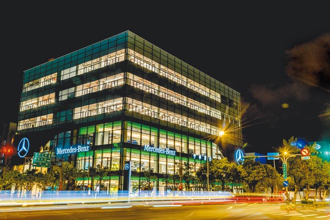 中华宾士内湖全功能据点于今年4月正式插旗内湖一级战区。（台湾宾士提供）