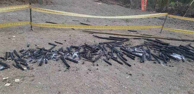 高雄市甲仙區威震宮17日舉行宮廟活動，共有16名信徒在過火時被燒燙傷，陸續送往旗山醫院救治。（翻攝照片／林瑞益高雄傳真）