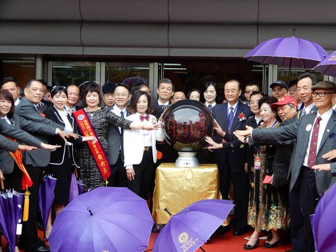 国际狮子会300G2区17日举办第十七届年会暨第十八届会员代表大会。(蔡依珍摄)