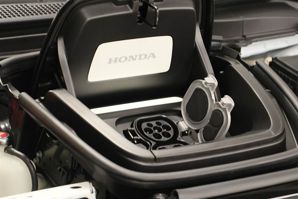 益新國際打造民間Honda Day，向限量版Type R系列致敬，同場加映Honda e電動車公佈接單價179萬元起
