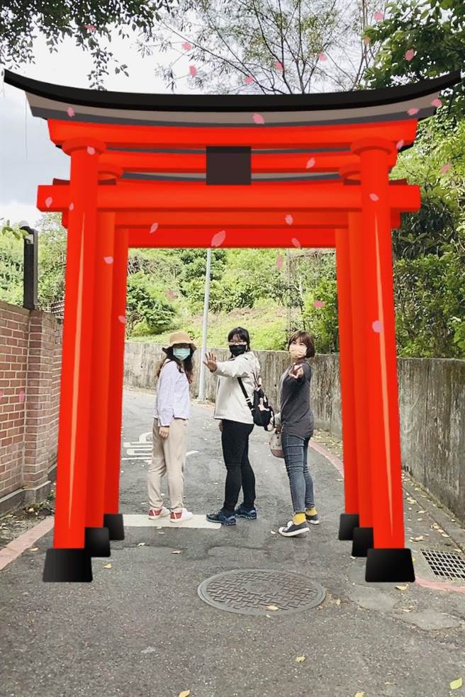 新北市立淡水古蹟博物館與新北市教育局合作，將於4月25日下午3時至6時在淡水街長多田榮吉故居及前清淡水關稅務司官邸（小白宮）間舉辦「英日快閃時空小徑」活動。（淡古提供）