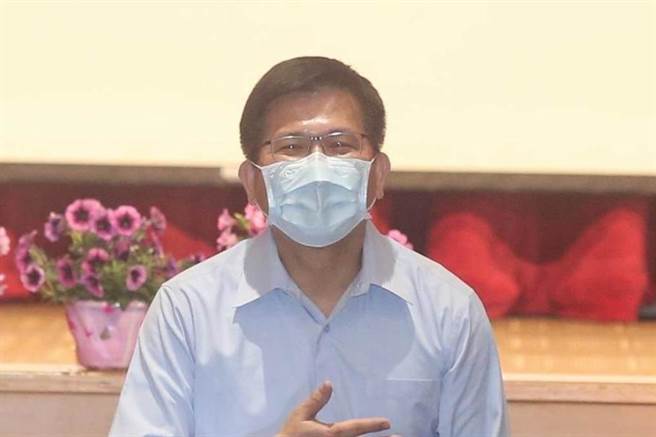 前交通部长林佳龙在惜别会中向与会者致意。(中时资料照)