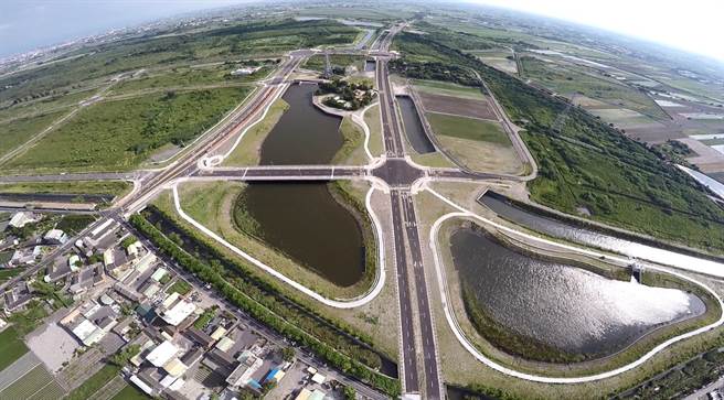 中科28日將在台中福華飯店共同舉辦「中科二林園區投資招商說明會」，（圖為二林園區滯洪池）（中科管理局提供／盧金足台中傳真）