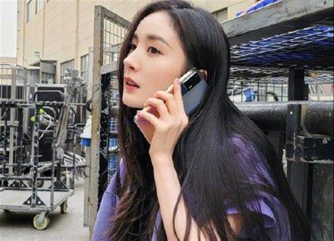 杨幂被誉为流量女王。(图/翻摄自杨幂微博)
