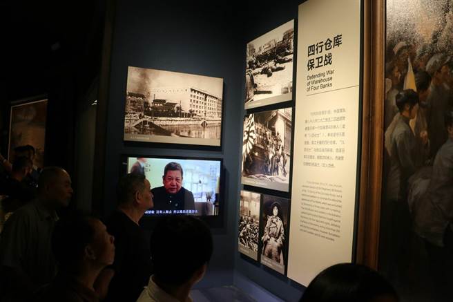淞沪抗战纪念馆扩建后，吸引许多当地民眾前往。（本报系资料照片）